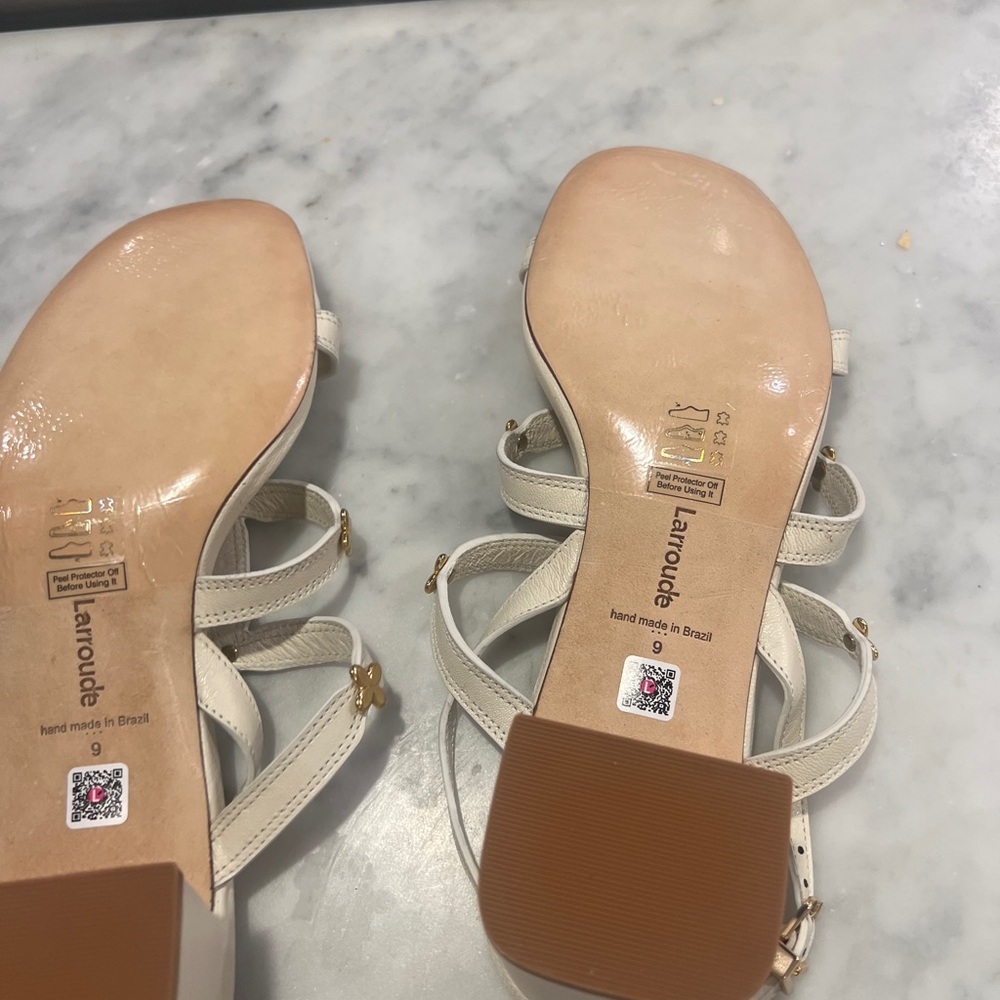 Larroudé Harmony Block Heel Sandals White w/ Gold Sz 9 - Picture 13 of 16